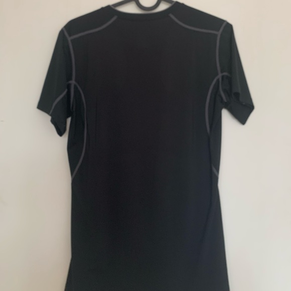 Nike Workout Shirt - Picture 2 of 5